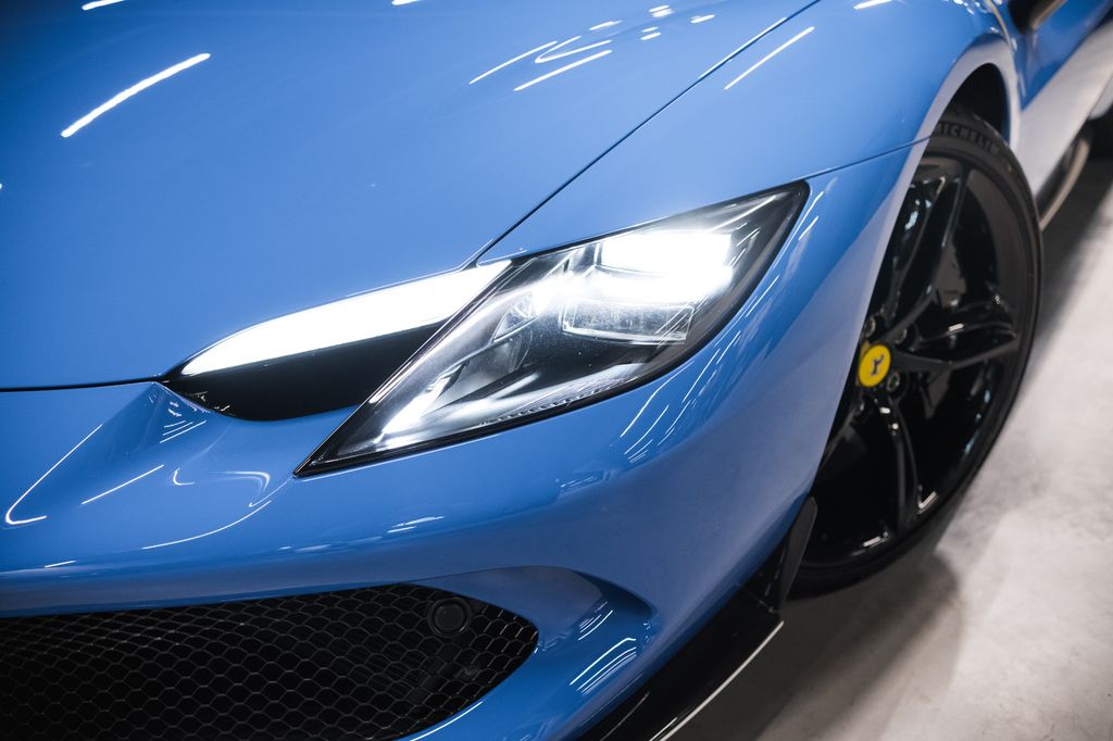 Ferrari 296 GTS 2025