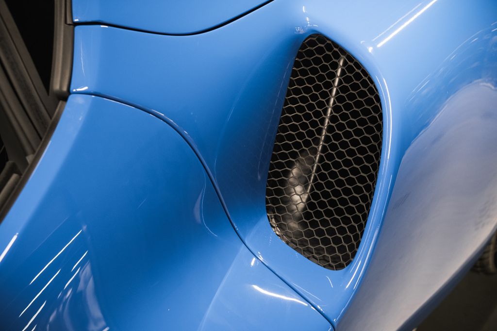 Ferrari 296 GTS 2025