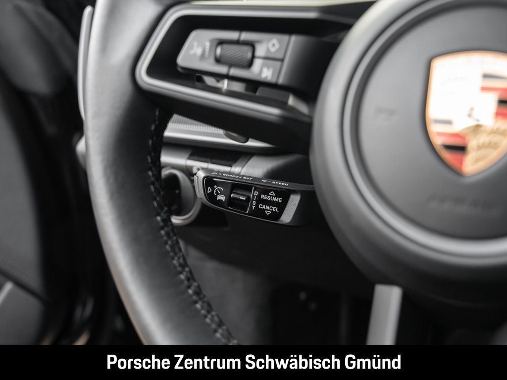 Porsche 992 2020