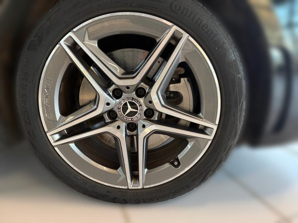 Mercedes-Benz B 250 2021