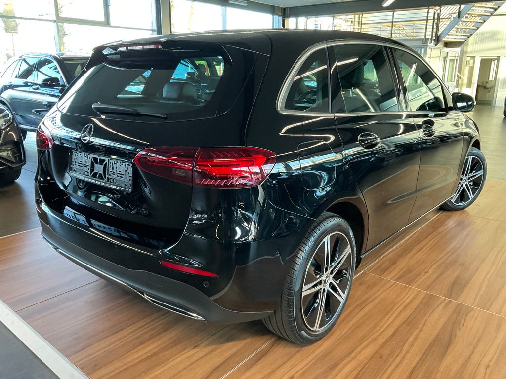 Mercedes-Benz B 250 2024