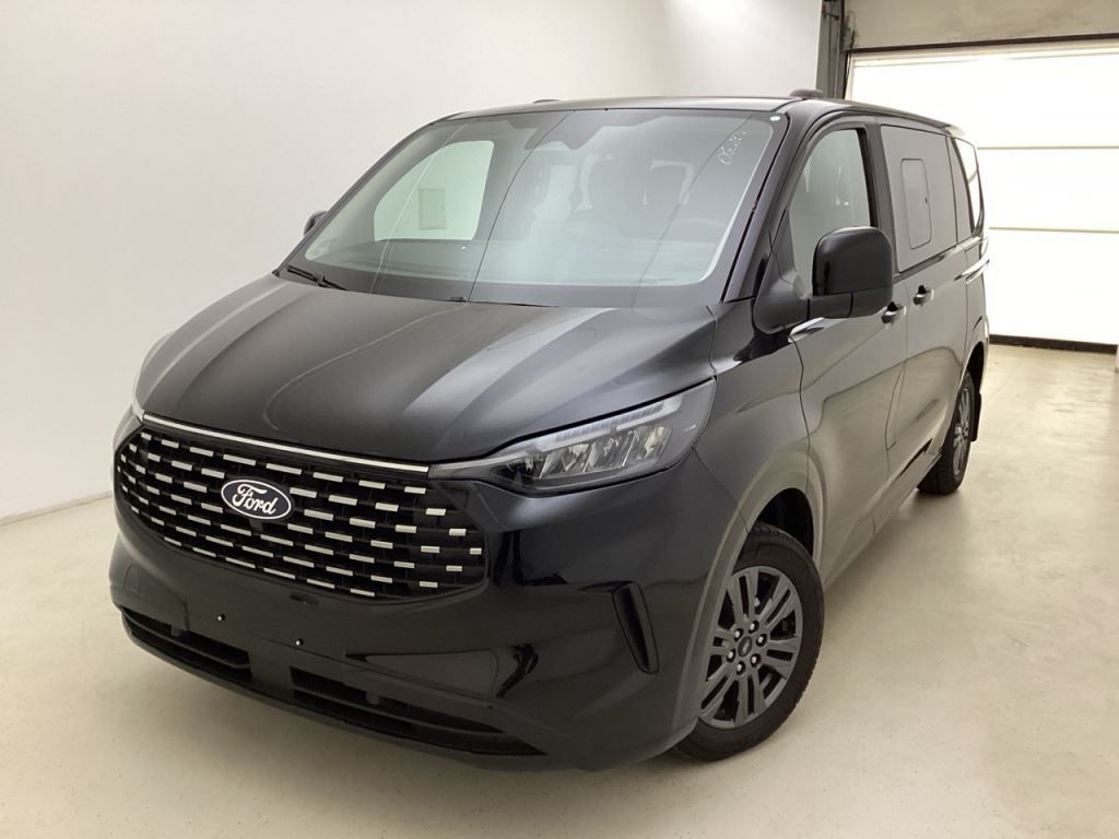 Ford Tourneo Custom 2025