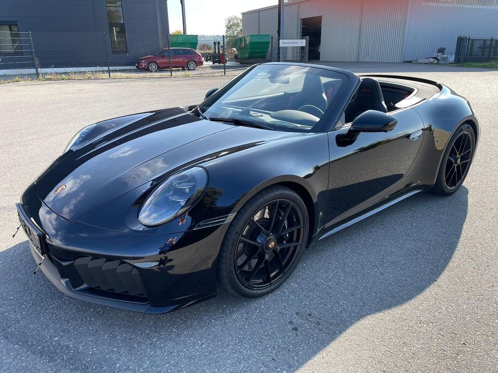 Porsche 911 2025