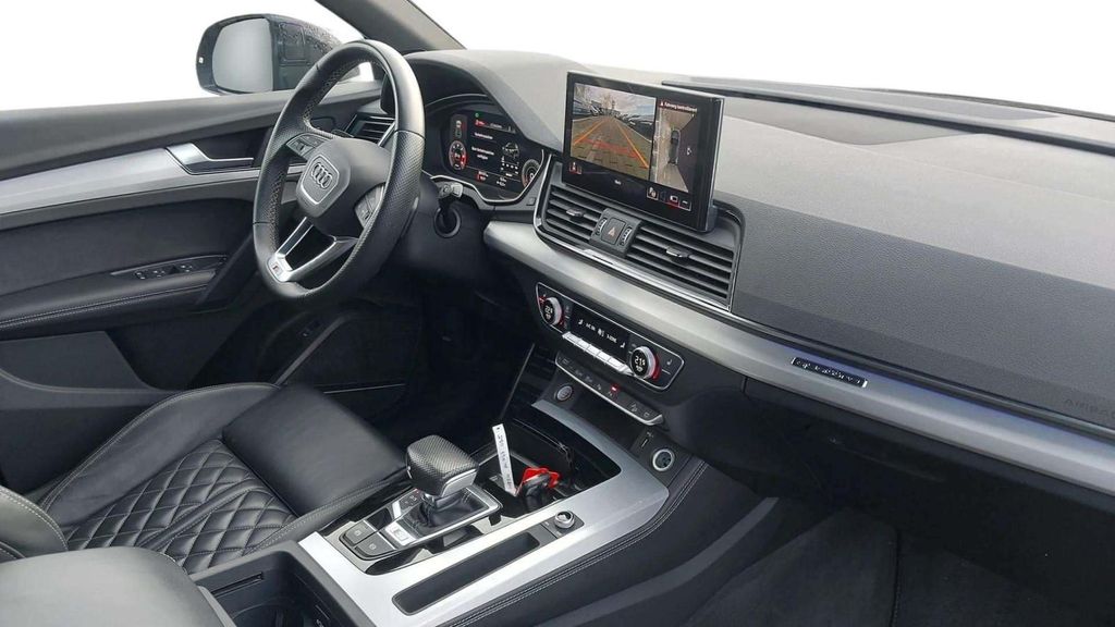 Audi SQ5 2022