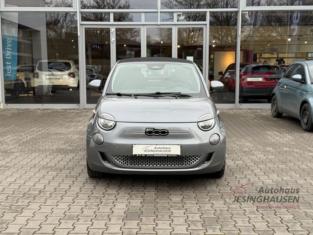 Fiat 500e 2023