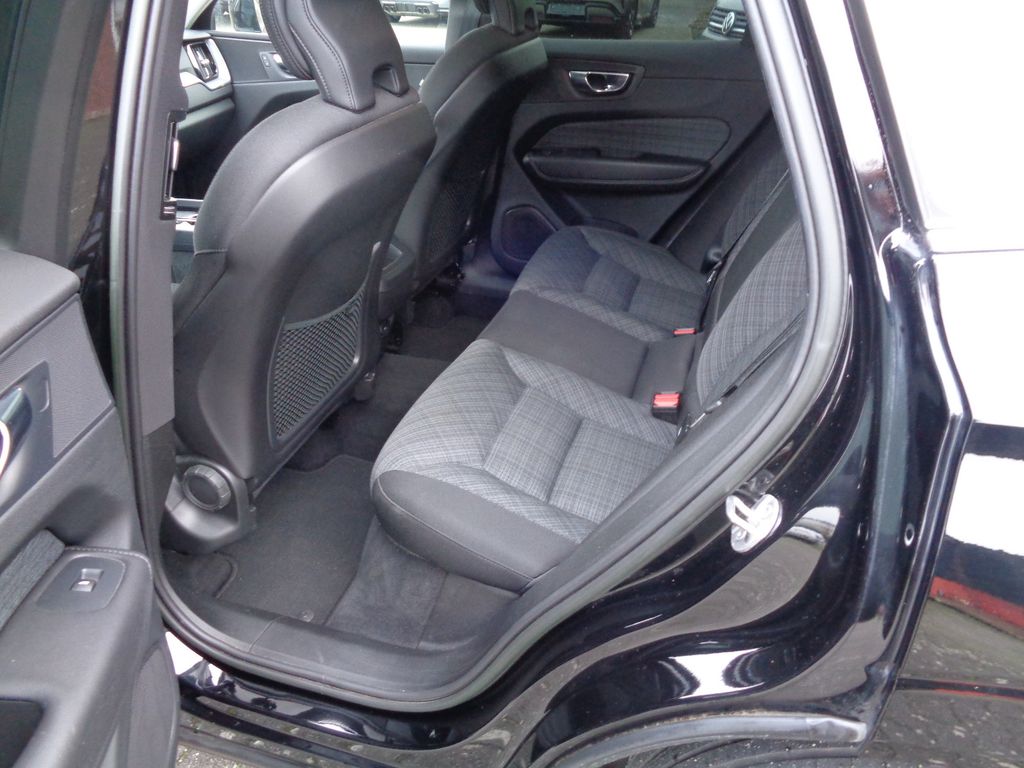 Volvo XC60 2022