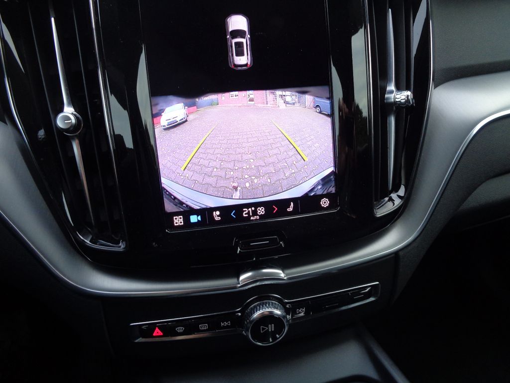 Volvo XC60 2022