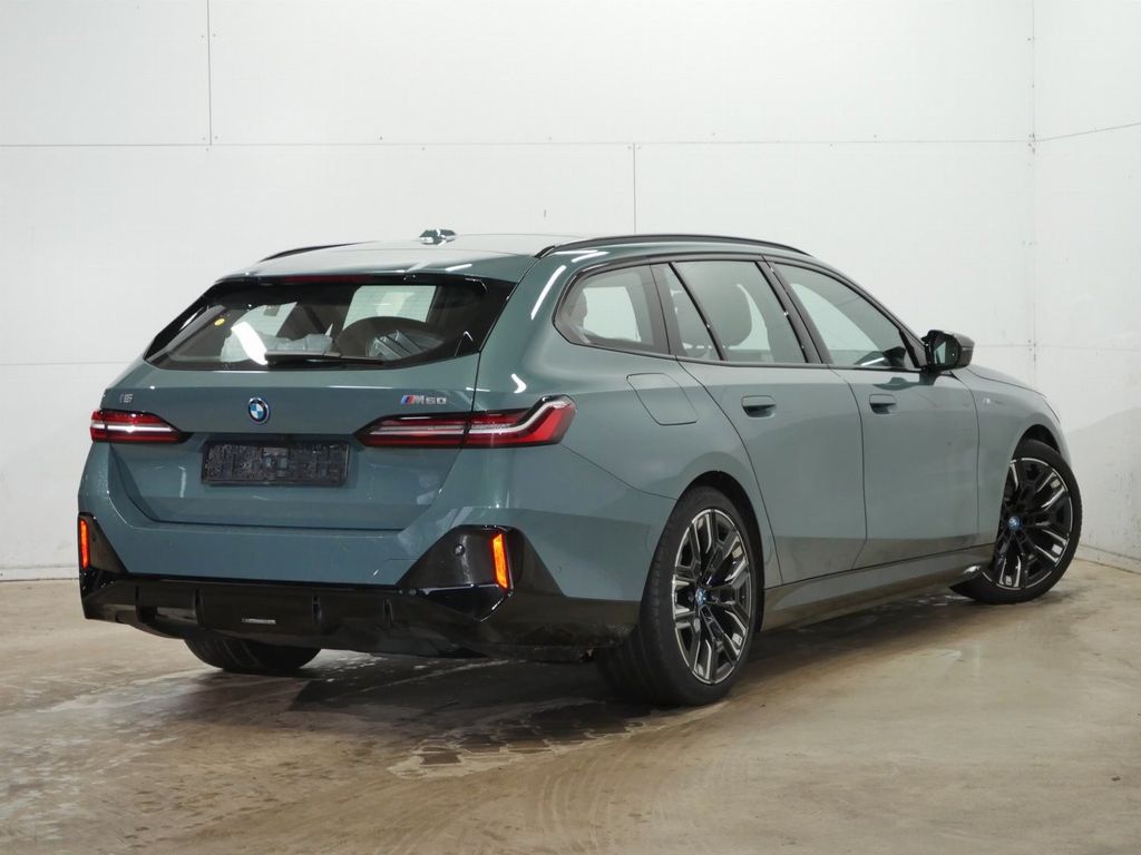 BMW i5 2024