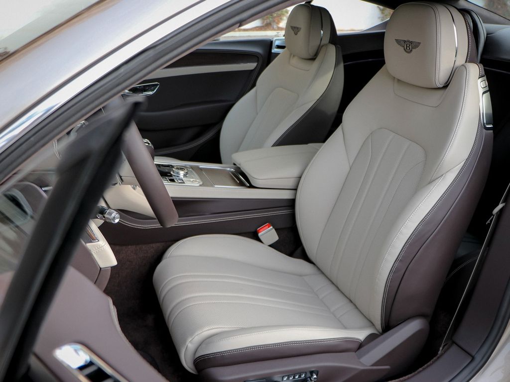 Bentley Continental GT 2025