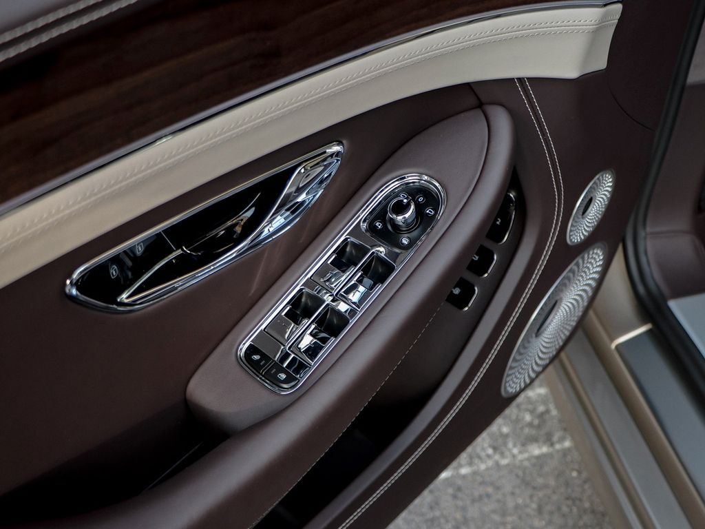 Bentley Continental GT 2025