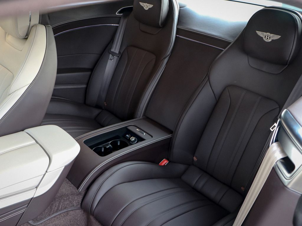 Bentley Continental GT 2025