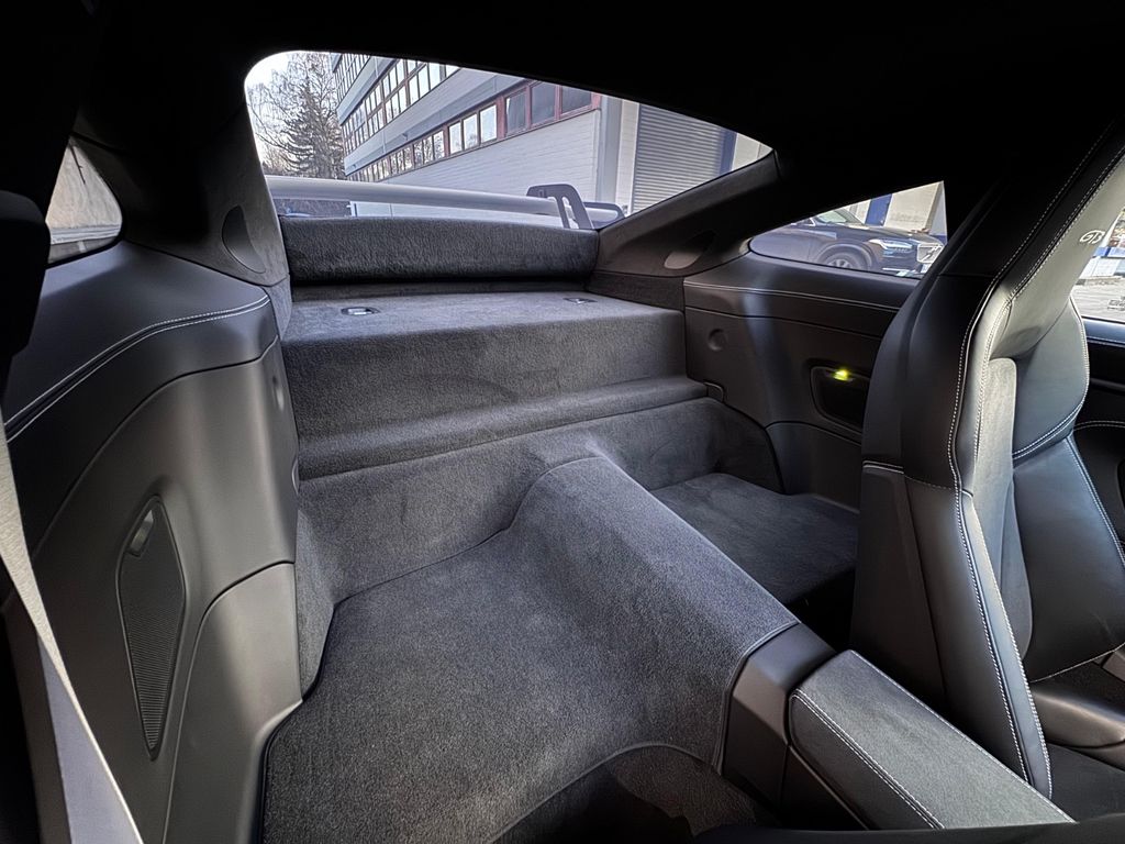 Porsche 992 2023