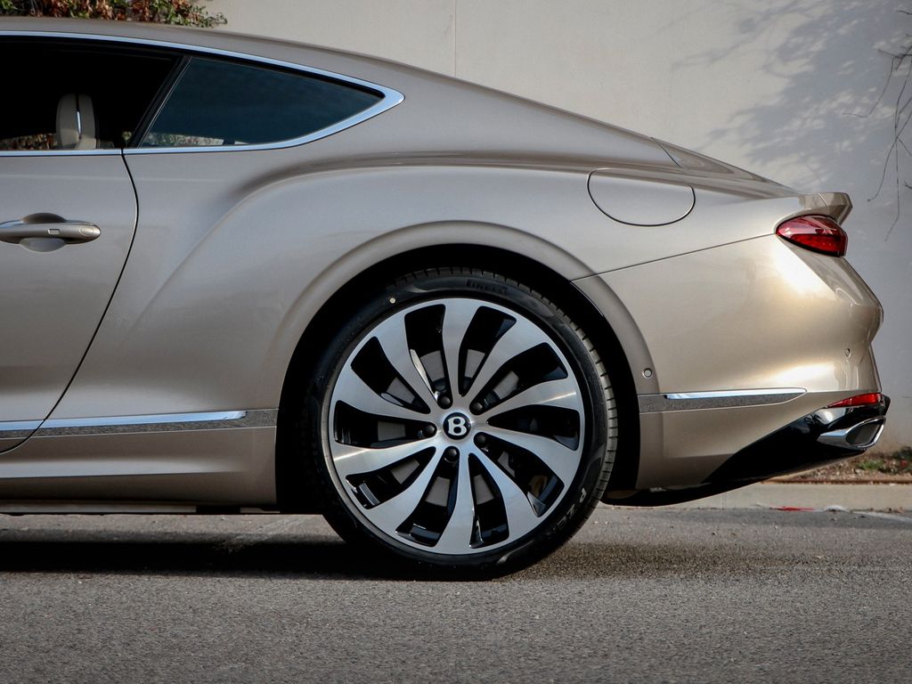 Bentley Continental GT 2025