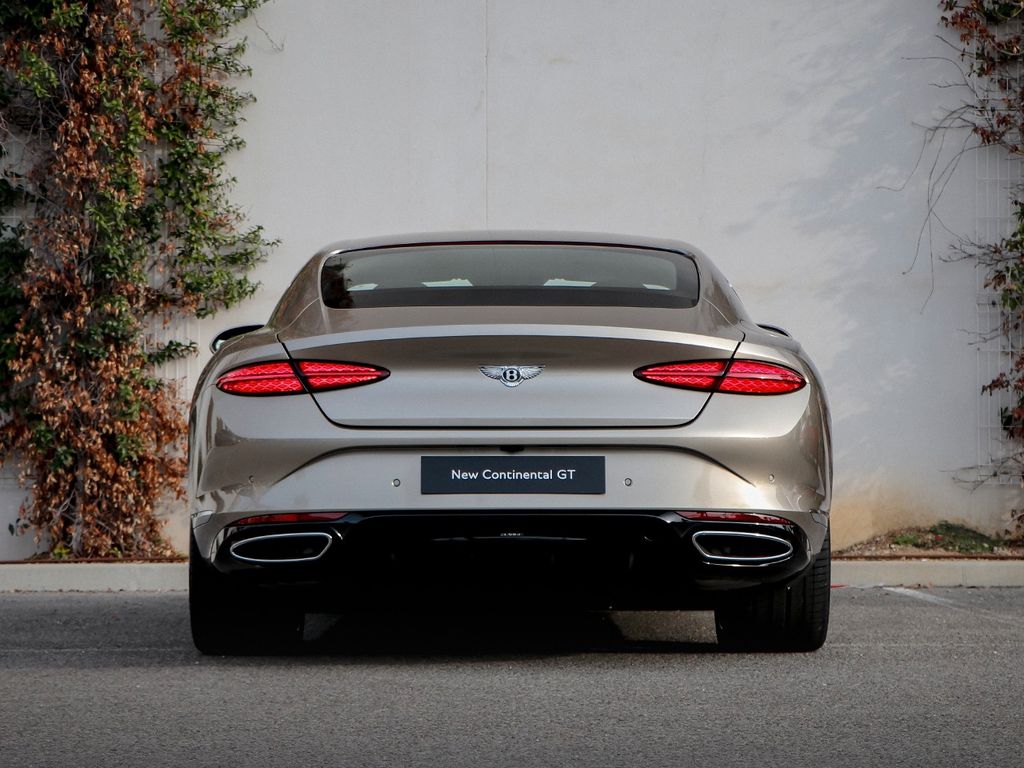 Bentley Continental GT 2025