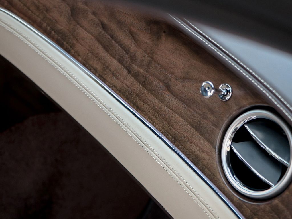 Bentley Continental GT 2025