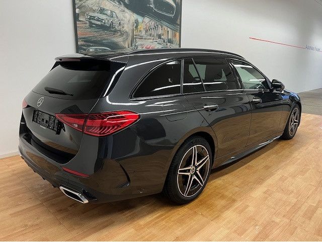Mercedes-Benz C 300 2025