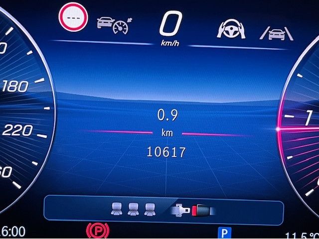 Mercedes-Benz C 300 2025