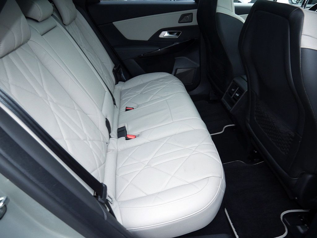 DS Automobiles DS7 (Crossback) 2023