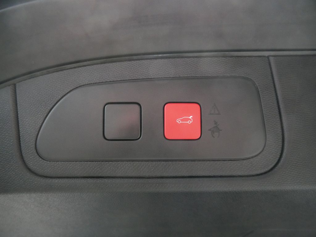 DS Automobiles DS7 (Crossback) 2023