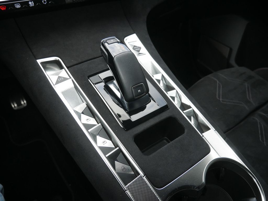 DS Automobiles DS7 (Crossback) 2023