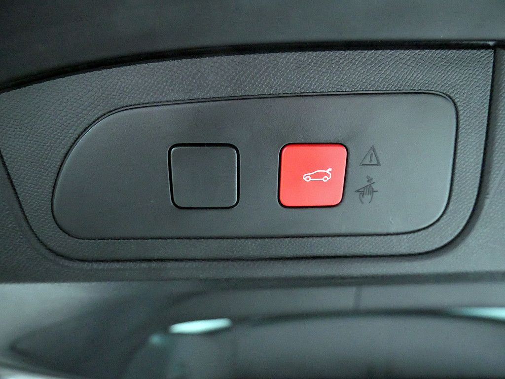 DS Automobiles DS7 (Crossback) 2023