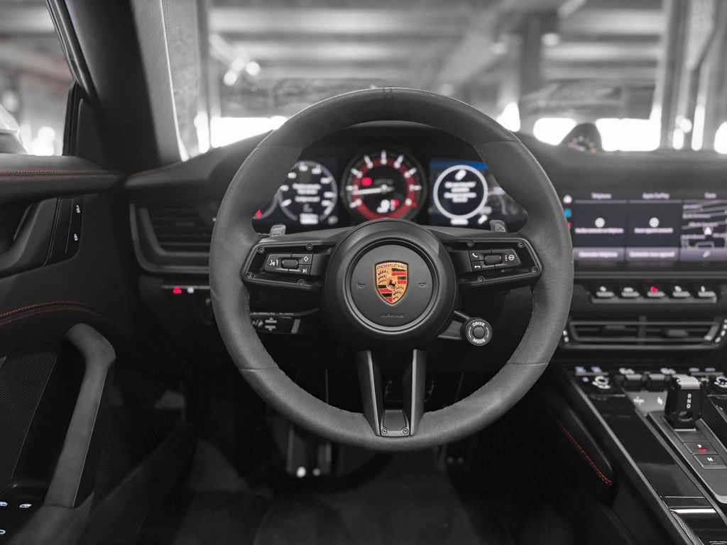 Porsche 992 2024