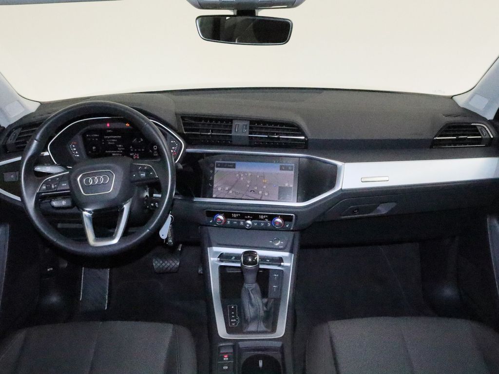 Audi Q3 2021