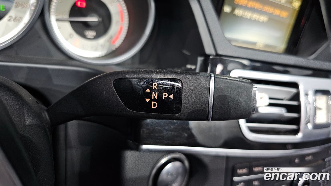 Mercedes-Benz E-Class 2016