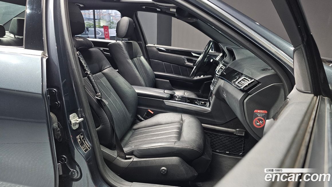 Mercedes-Benz E-Class 2016