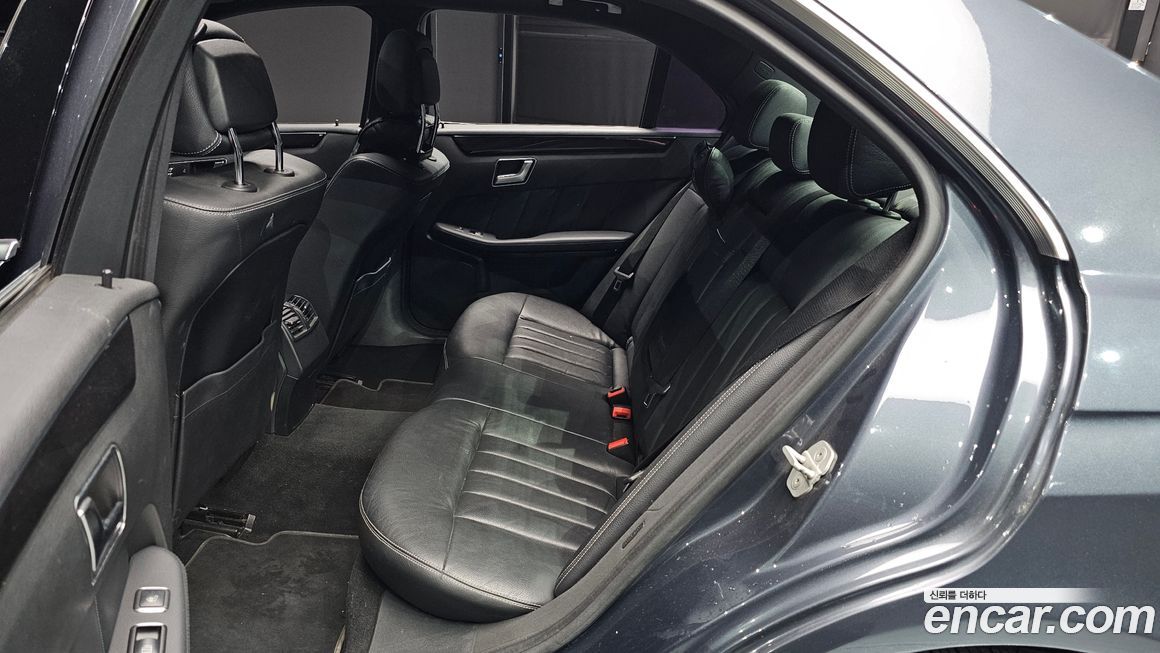 Mercedes-Benz E-Class 2016