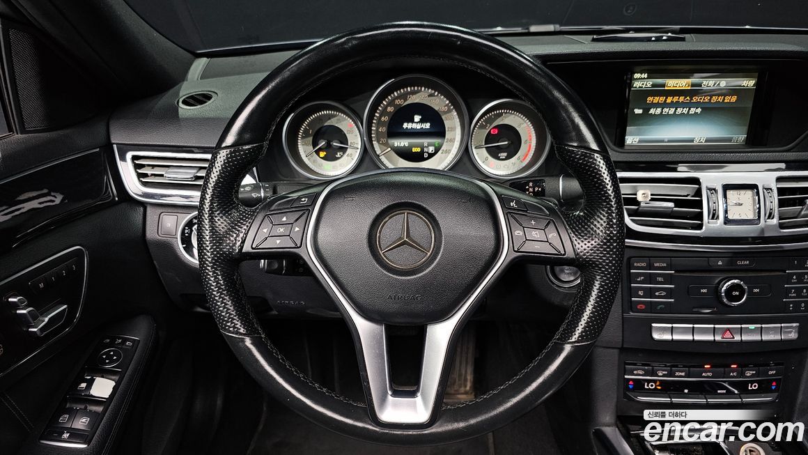 Mercedes-Benz E-Class 2016