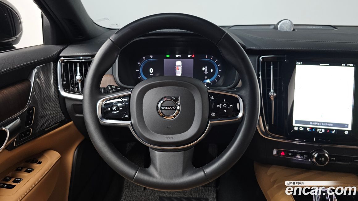 Volvo S90 2023