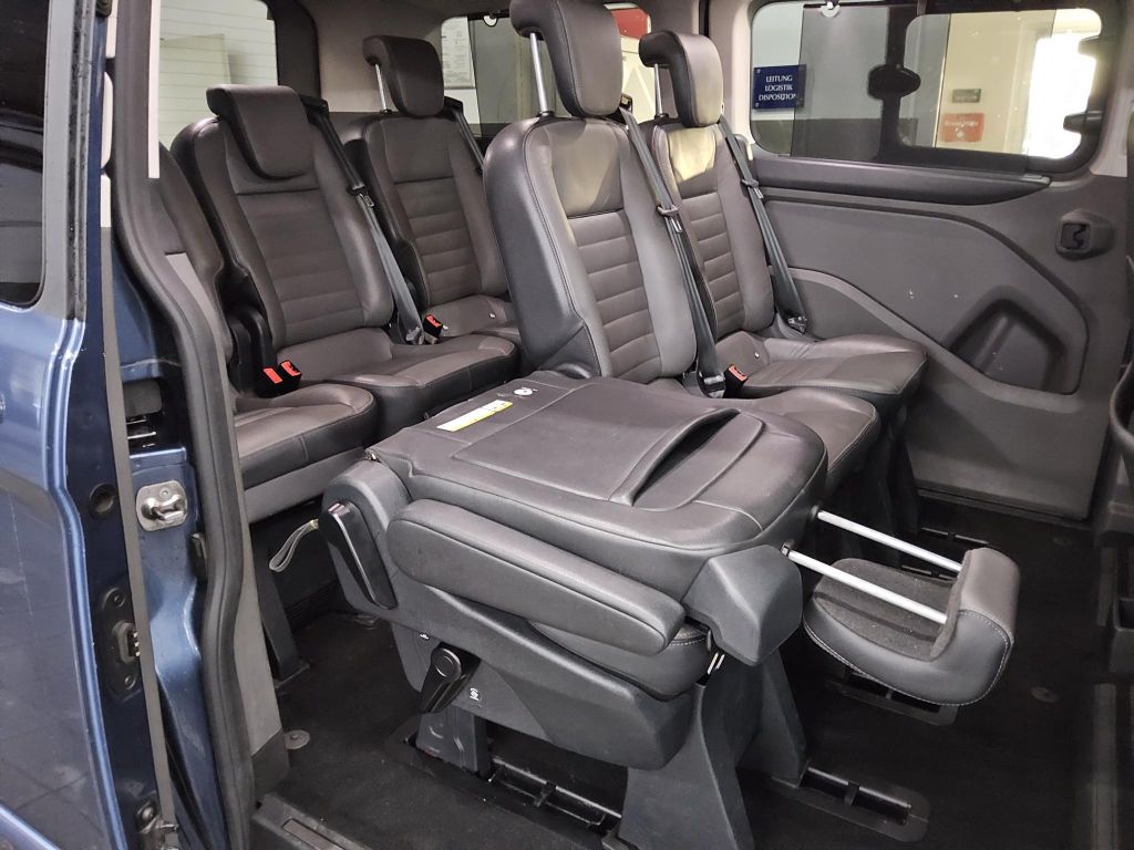 Ford Tourneo Custom 2022