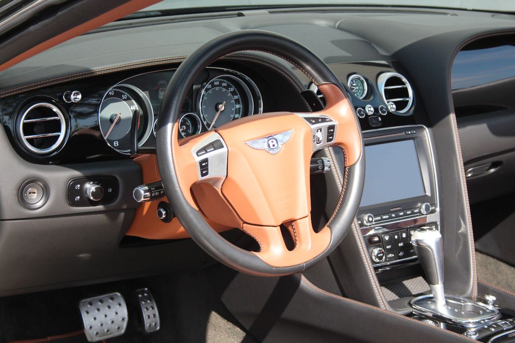 Bentley Continental GTC 2014