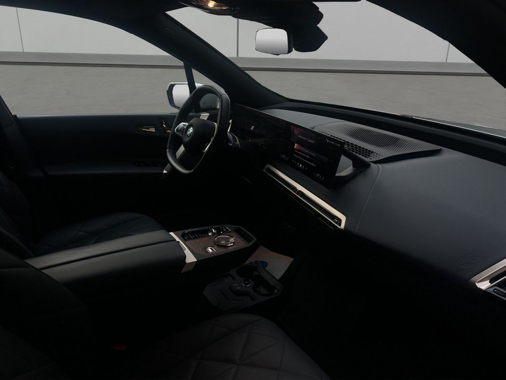 BMW iX 2023