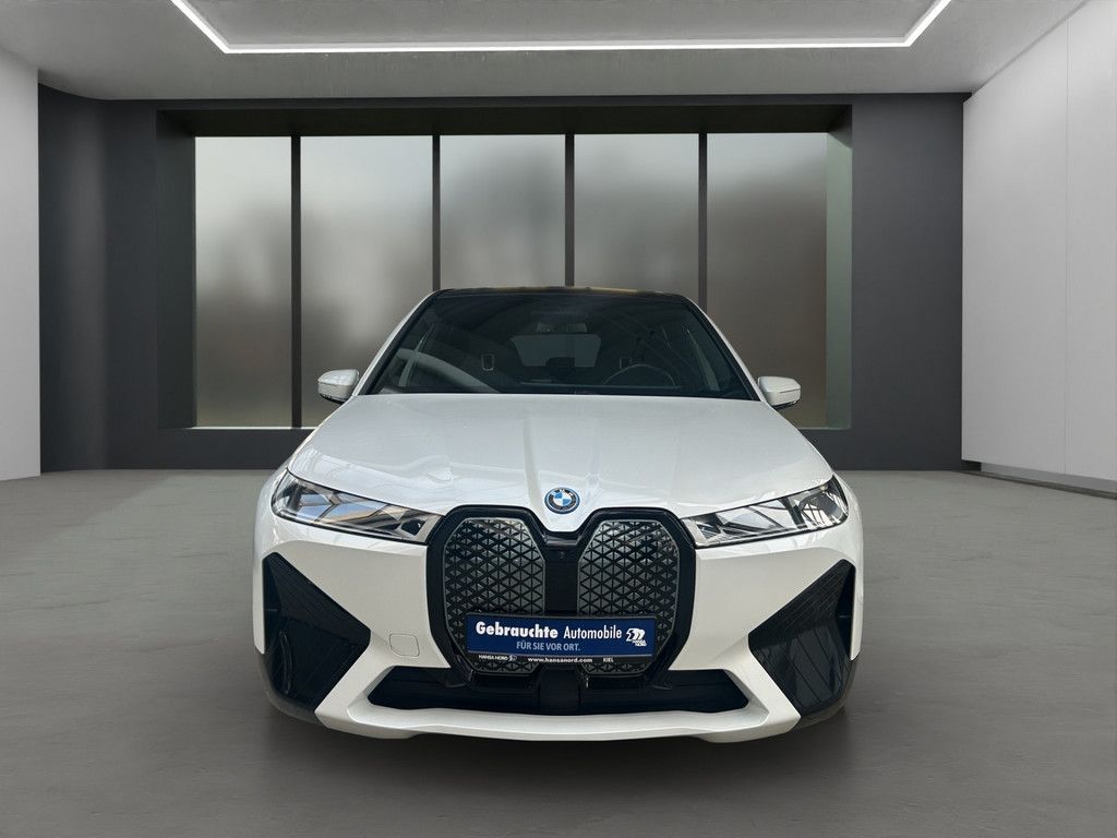 BMW iX 2023