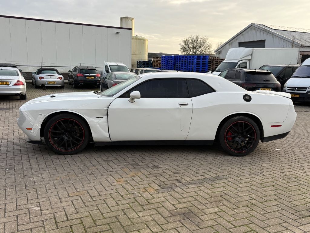 Dodge Challenger 2016