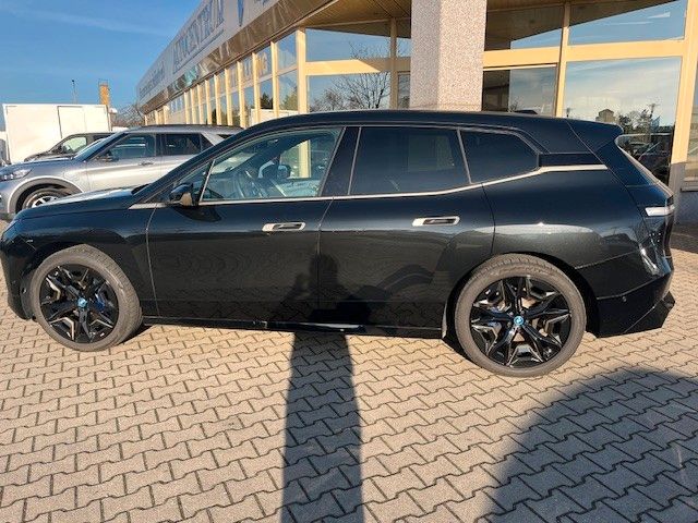 BMW iX 2022