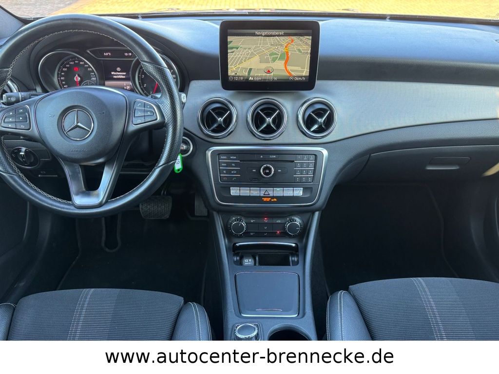 Mercedes-Benz GLA 200 2017