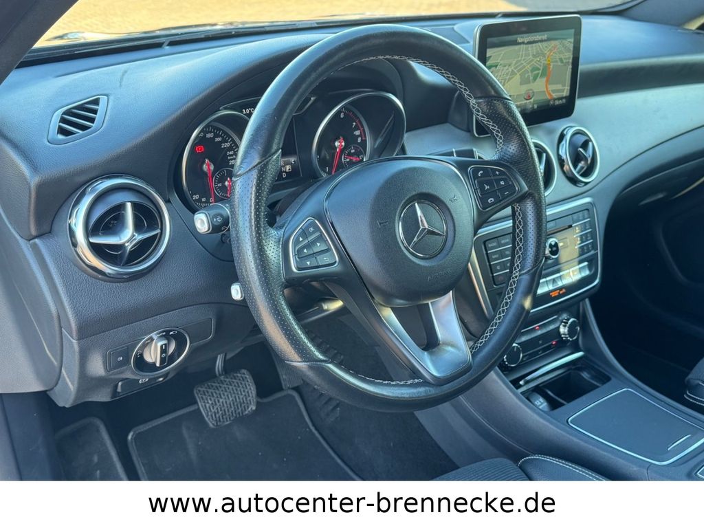 Mercedes-Benz GLA 200 2017