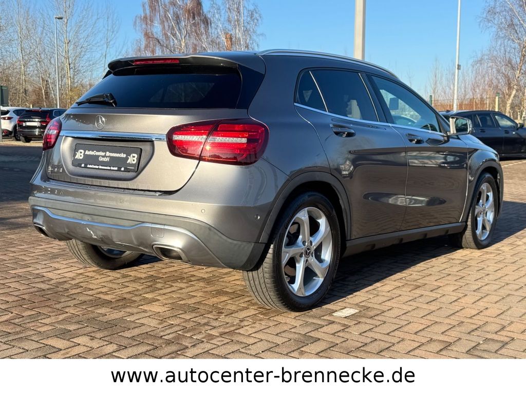 Mercedes-Benz GLA 200 2017