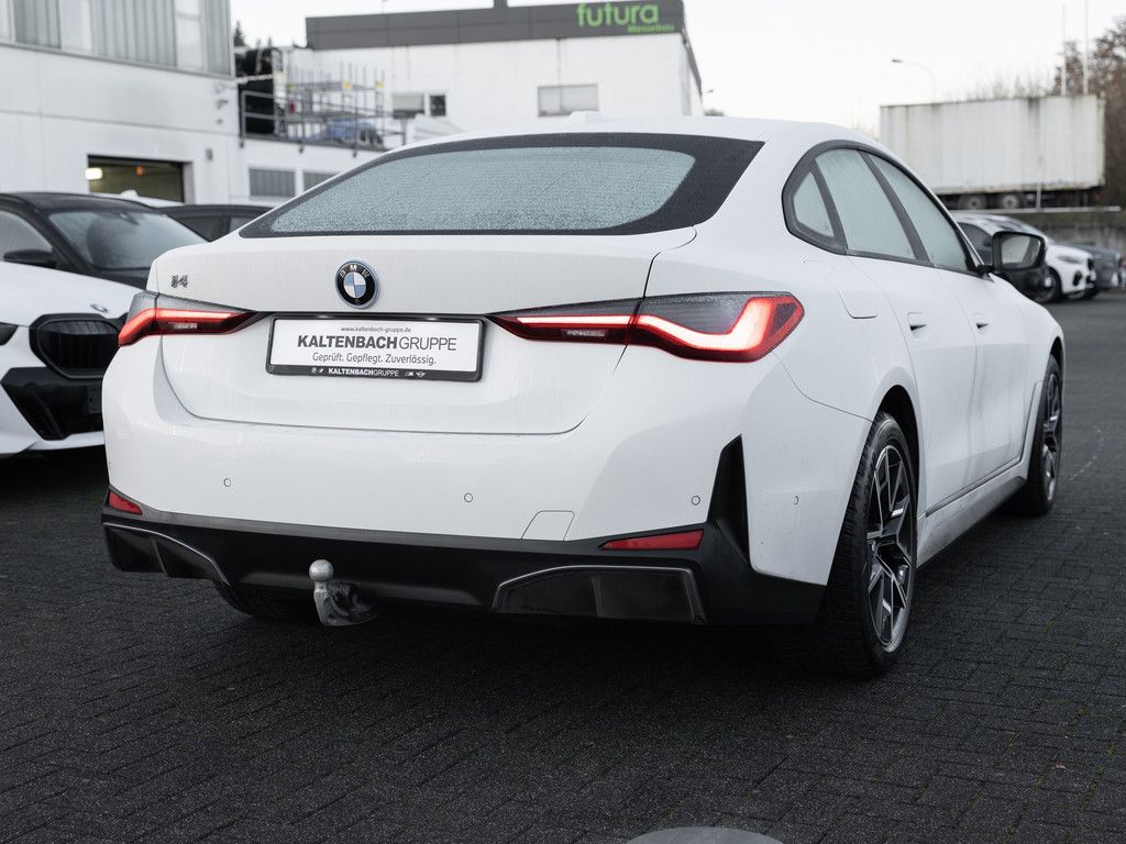 BMW i4 2023