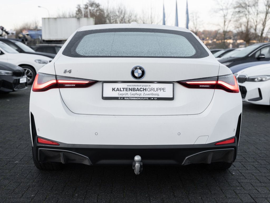 BMW i4 2023