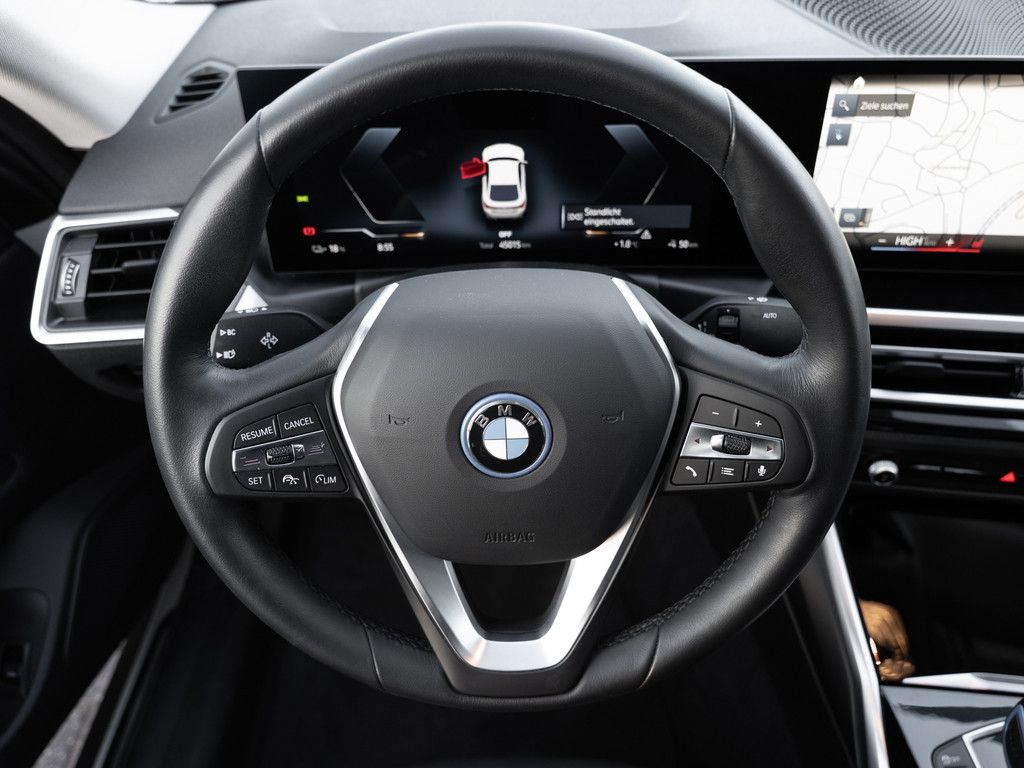 BMW i4 2023