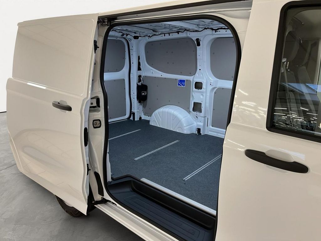 Volkswagen T7 Transporter