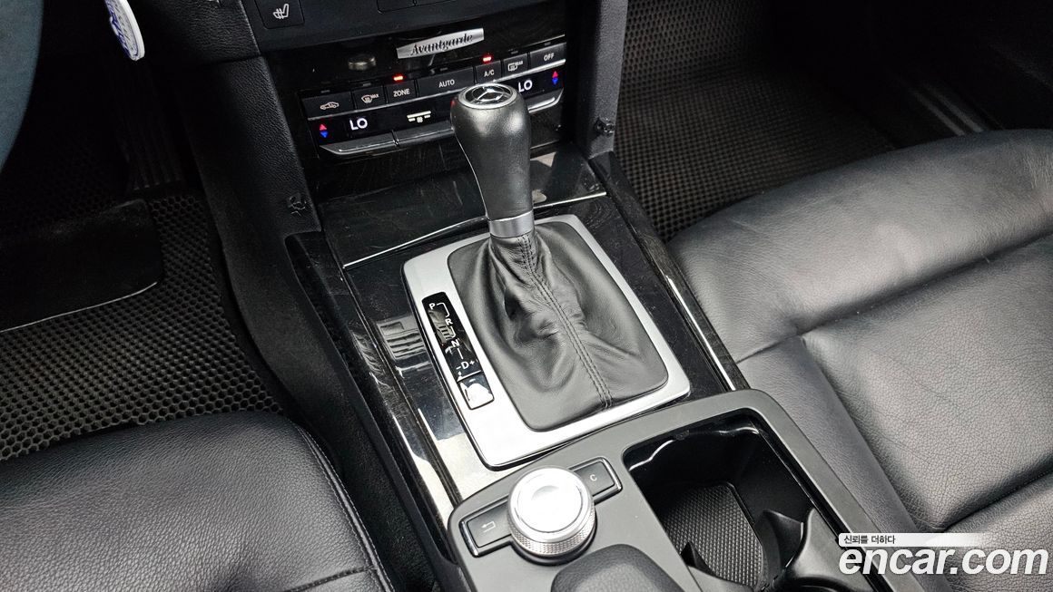 Mercedes-Benz E-Class 2010