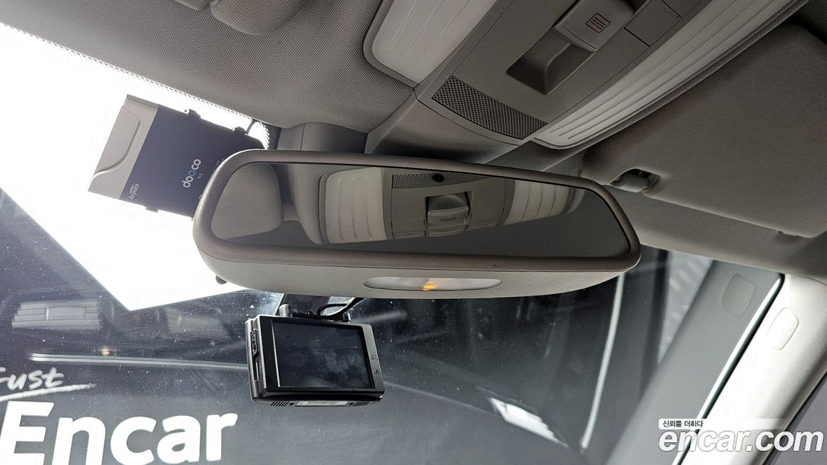 Mercedes-Benz E-Class 2010