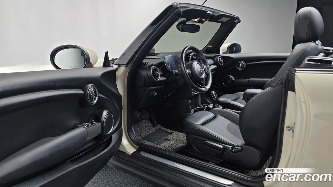 Mini Cooper Convertible 2021