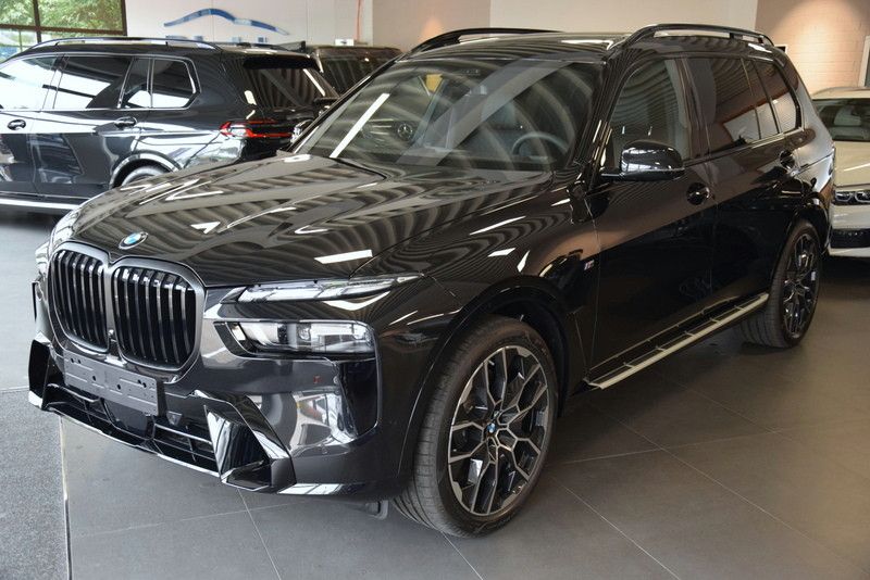 BMW X7 2025