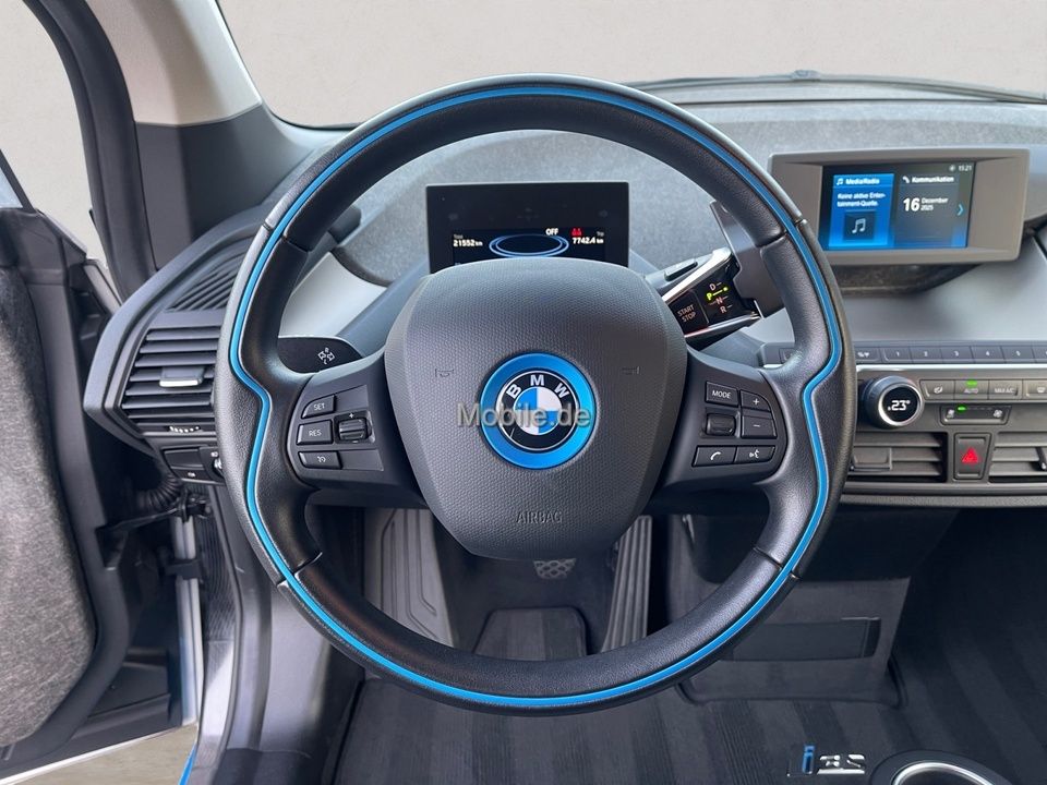 BMW i3 2022